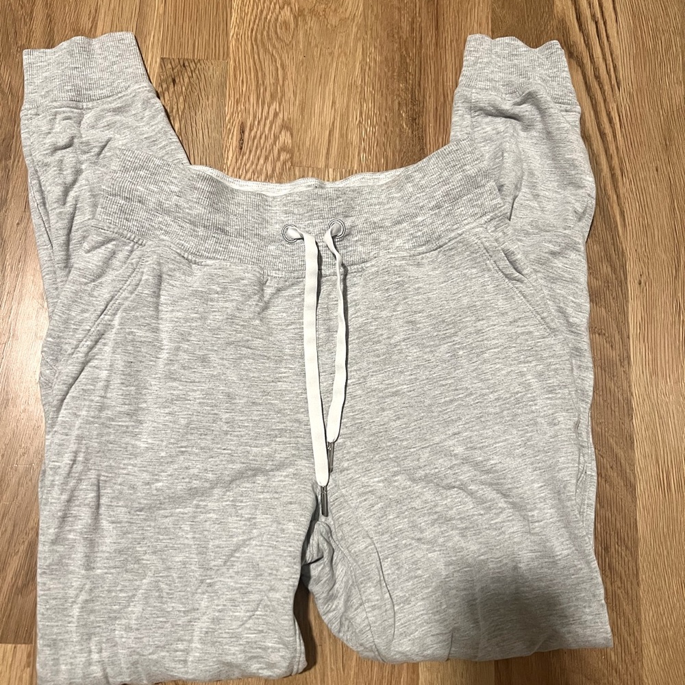 Gray lululemon joggers